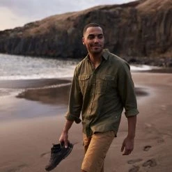 FJÄLLRÄVEN Fjällräven Övik Travel Skjorte LS, Herre 9 FJÄLLRÄVEN Fjällräven Övik Travel Skjorte LS, Herre -Arc’teryx butik 512968 Fjaellraeven M Ovik travel shirt LS 87208 620 2